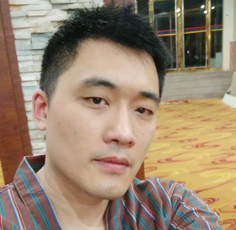 迅猎的第一张照片--威海上门女婿服务网